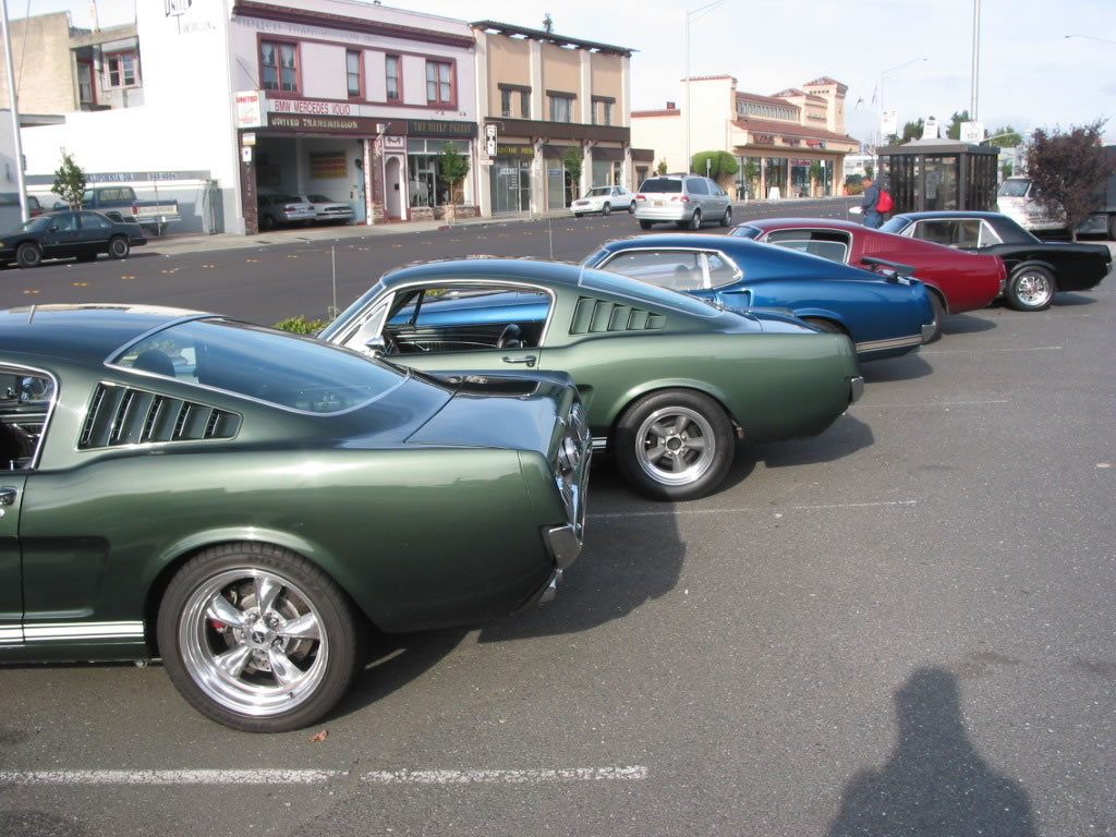 NorCal-VMF Pre-Cruise cars